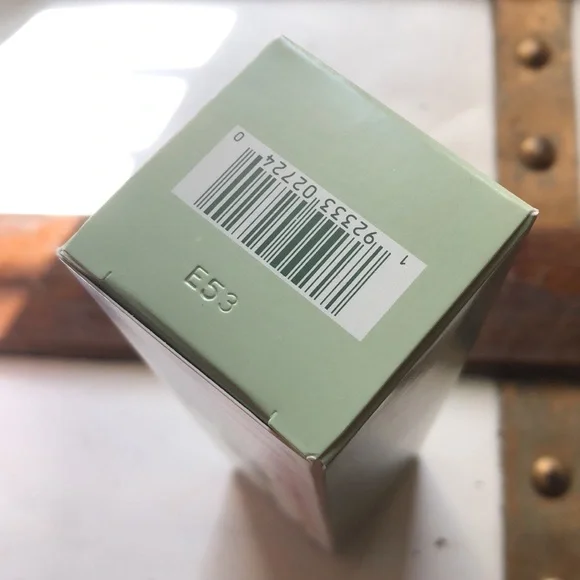 New Clinique Even Better Clinical Radical Dark Spot Corrector+Interruptor - Picture 5 of 7